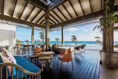 Breeze Poolside Dining & Bar